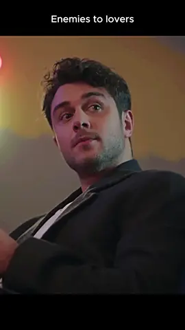 my fav enemies to lovers trope>>>>>>> #fypviral #turkishseries #fyp #tiktokviral #kesfet #kesfetyizzzz #trendiing #bolum #dizi #yanoda #taylanselale #nextroom
