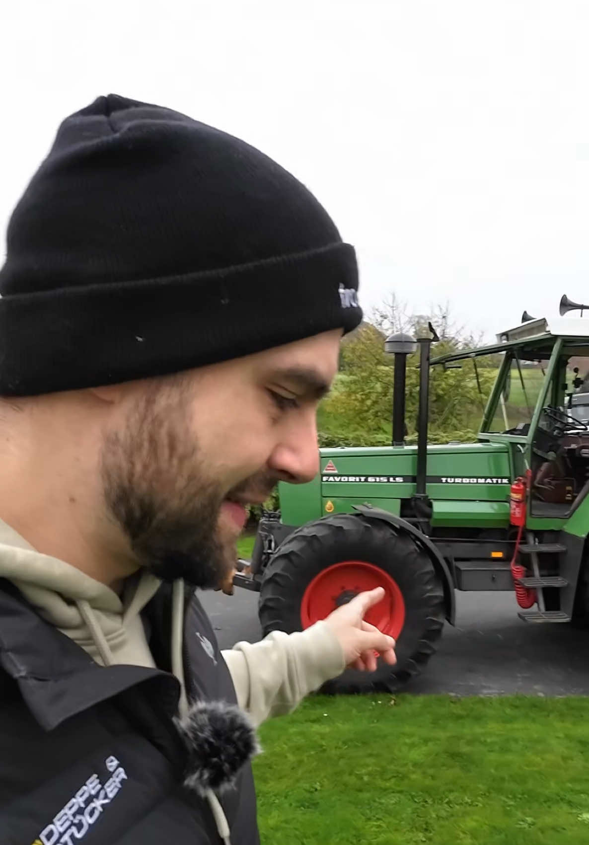 Teil 2 - In diesem Video schauen wir auf den Motor des Fendt Favorit 615 LS. Das ganze Video findet ihr auf Youtube (🔎 tractorbook 615 LS) #fendt #fendtfavorit #fendtfavorit615  #traktor #trecker #schlepper #bulldog #landtechnik #tractorbook #agriculture #technik #landwirtschaft #farm #trattori #tracteur 