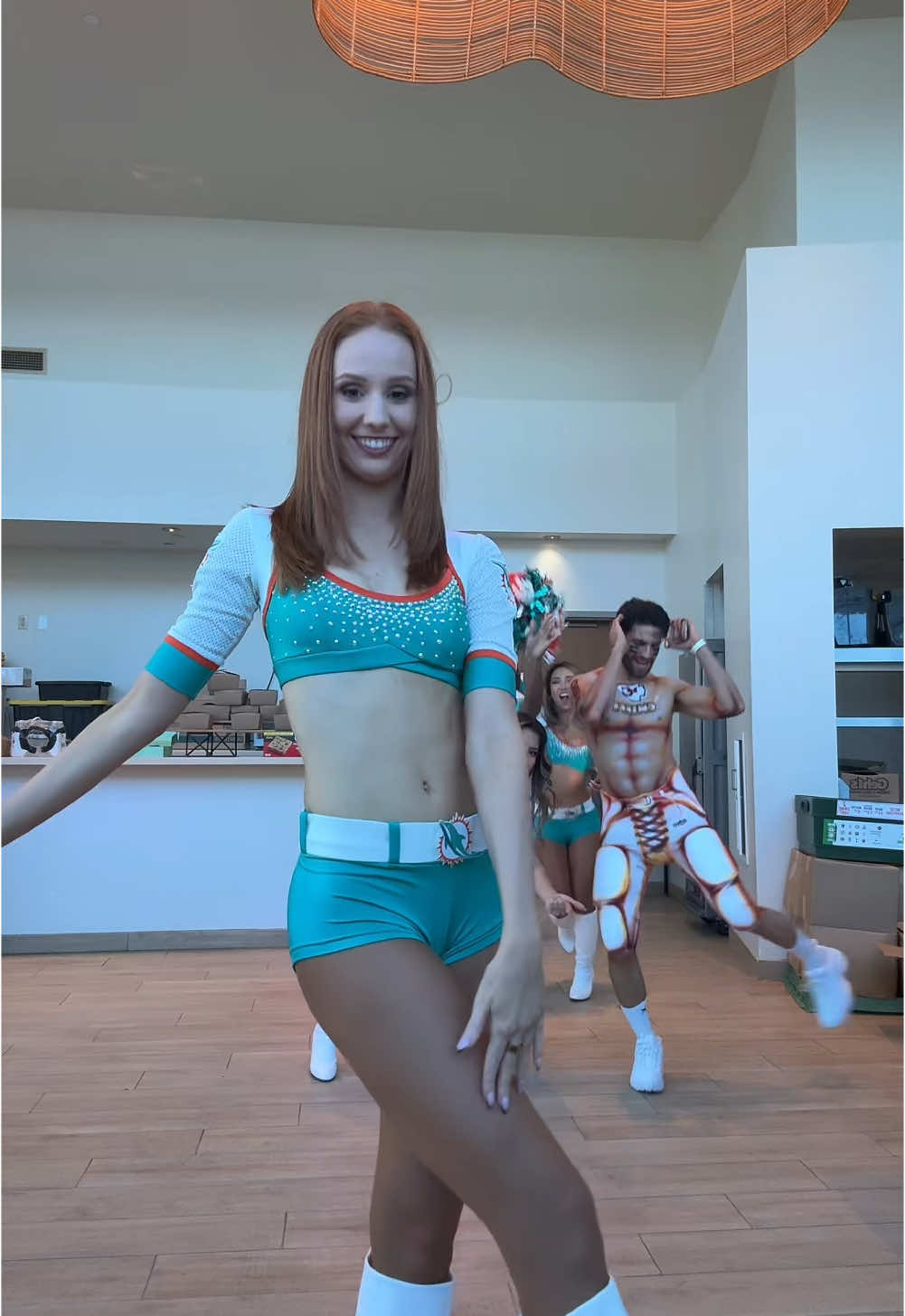 Super Bowl Sunday vibes @Giselle @Maitte Pereira ✨ @Ayako 彩子 @German A. plazas @Miami Dolphins Cheerleaders #foryoupage #fyp #foryou #miami #dolphins #nfl #football #miamidolphins #dolphinscheer #dance #nflcheerleaders  #miamidolphinscheerleaders #viral #trending #redhair #SuperBowl 