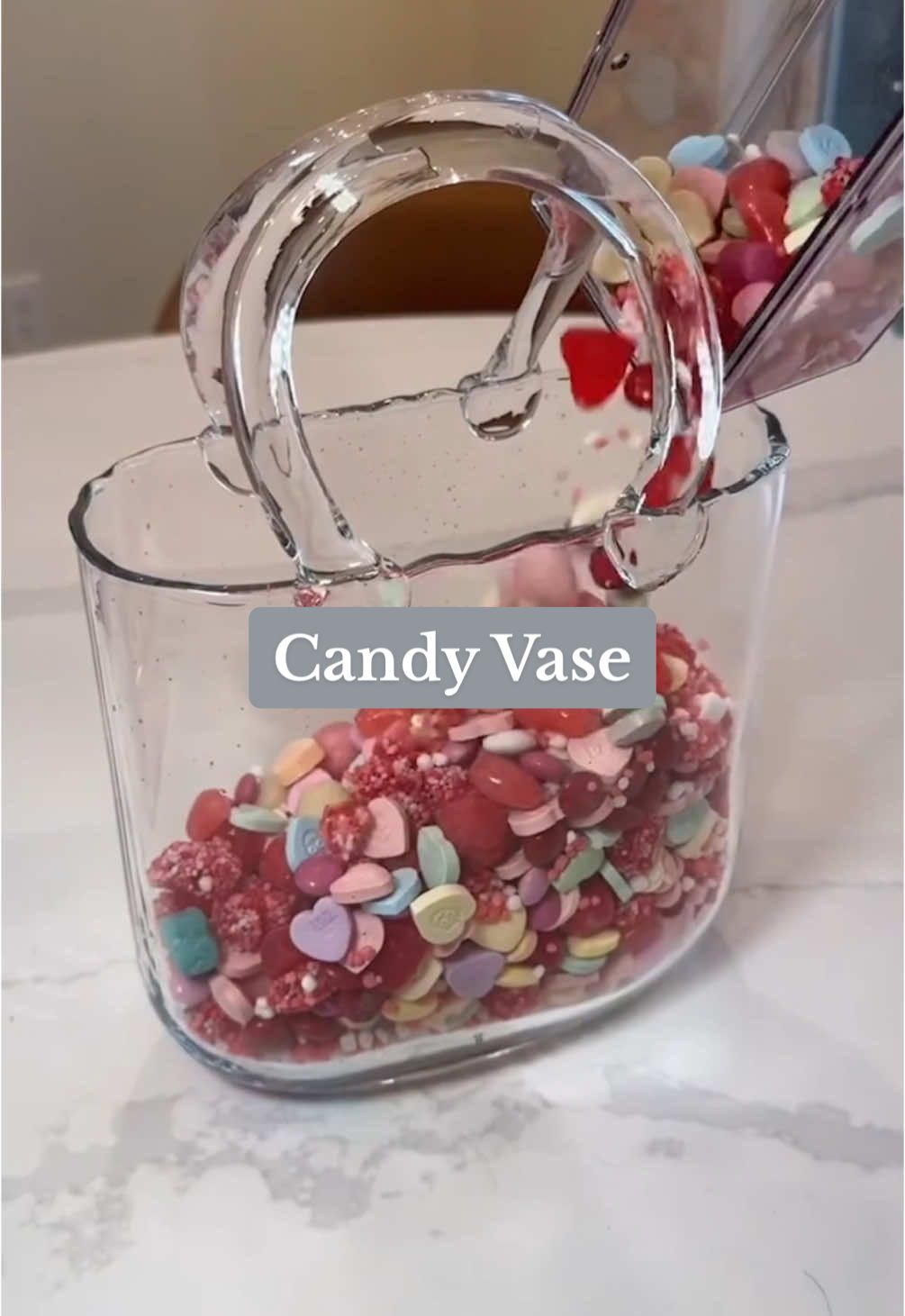 The sweetest time of year for all the candy girlies 💕 Shop now at the link in bio. #amazonfinds #amazondecor #ValentinesDay 🎥: @Kortney and Karlee 