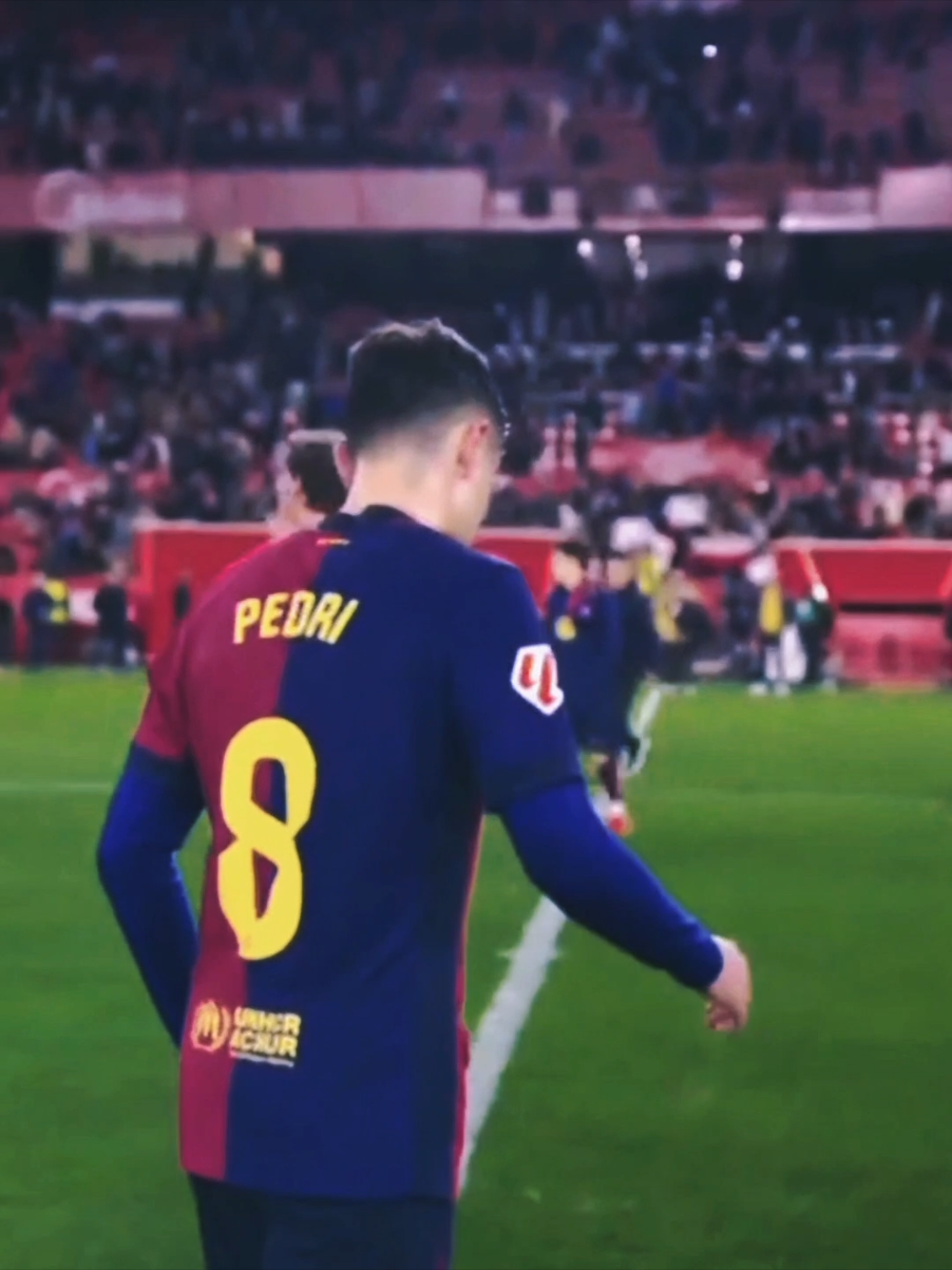 AND FINALLY HE GETS TO ENJOY IT🥹🎱💙❤️ #SevillaBarça #pedri #pedrigonzalez #laliga #barcelona #fcbarcelona #fyp #foryou #xyzbca 