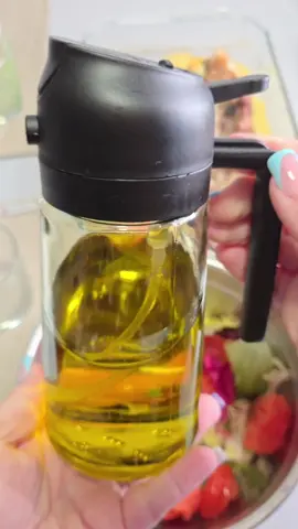 Botella dispensadora de aceite de oliva 470ml   Dispensador de aceite 2 en 1 y pulverizador de aceite spray   Spray aceite cocina para freidora de aire y ensaladas - Negro #aceitero #pulverizadorAceite #sprayAceite #tiktok  #DescubreTikTokShop #TikTokMakeMeBuyIt #TikTokShop @Necesidades diarias 