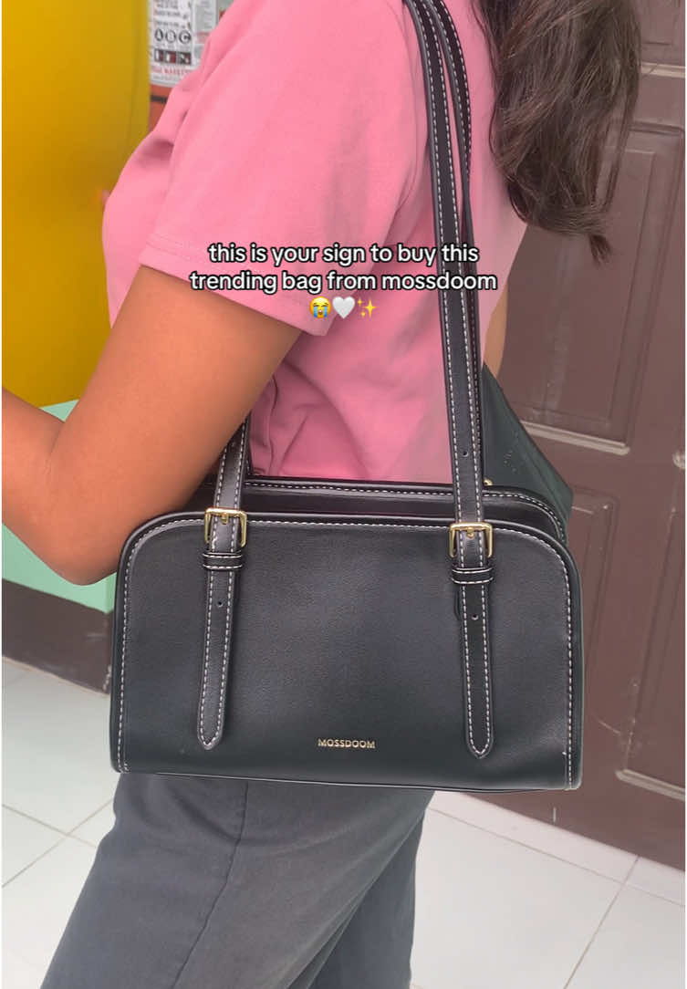 gets ko na yung hype sa bag na to, sobrang ganda ba naman ng quality lakas maka sosyal. #mossdoom #mossdoombag #mossdoomshoulderbag #shoulderbag #shoulderbagforwomen #bagrecommendation #reneemossdoombag 