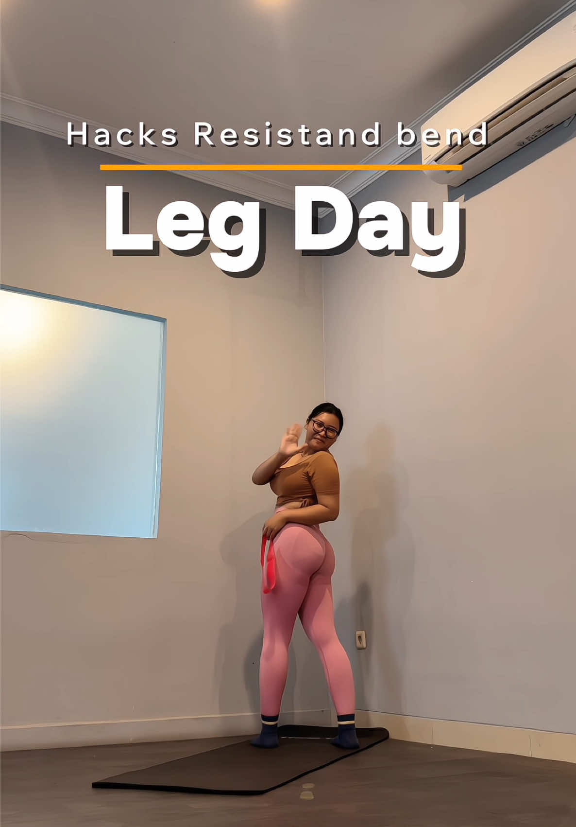 Resistance Bend Hacks LEG DAY - 4 Simple gerakan Leg day menggunakan Resistance Bend Simple Hacks ini dijamin gampang banget untuk pemula dan juga bisa dilakuin di rumah!! Semangat terus belajarnya! Konsisten dan disiplin itu sulit ! Tapi percaya usaha tidak akan mengkhianati hasil! Niat itu penting!  Semangat!! #glutes #legday #legs #quads #quadsworkout #hamstrings #glutesworkout #legworkout #resistancebands #resistance #resistancebandsworkout #fyp #fypchallenge #fypdongggggggg #masukberanda #masuk #viral #viralvideos #viralreels #reels #reelsinstagram #bodygoals #simple #Soccer #soccerlife #soccergame #tiktok #vital #jump 