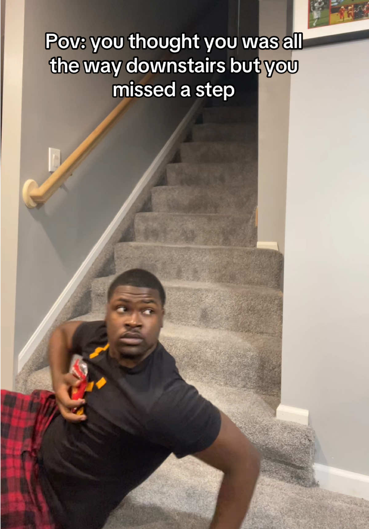 i know i’m not the only one🤣🤣😭😭 #funny #relatable #viral #stairs #fyp 