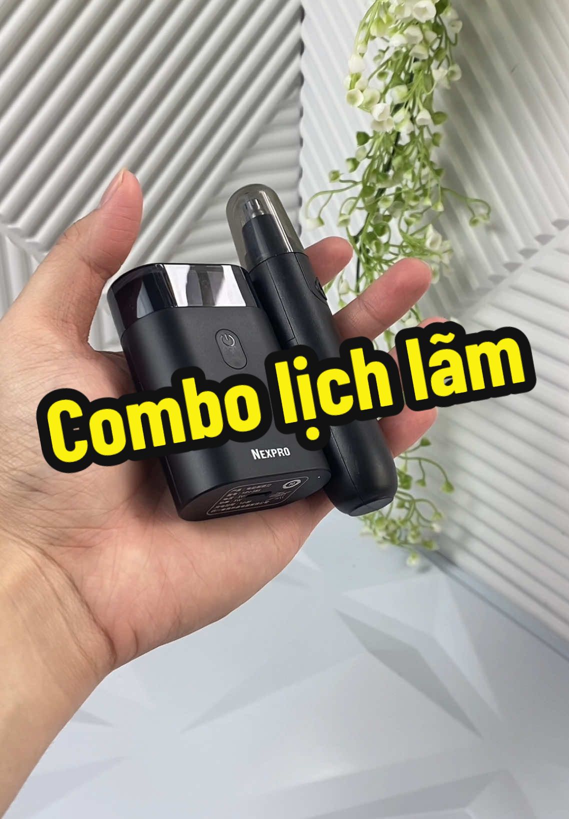 Máy cạo râu mini tặng máy tỉa lông mũi #hoangtrainghiem02 #maycaoraumini #maycaorau 