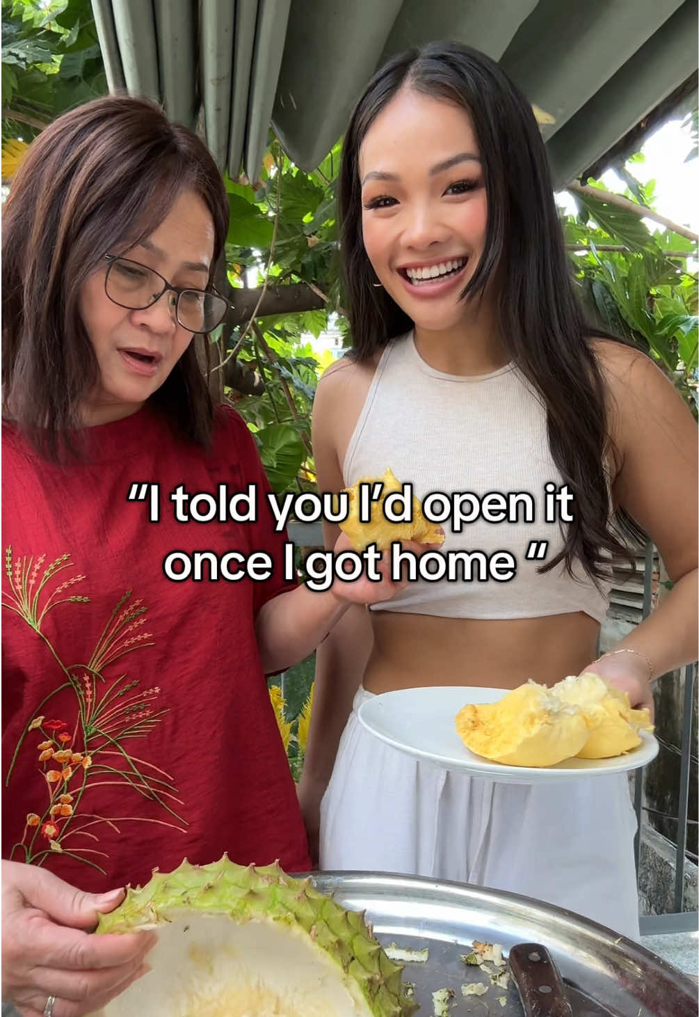 I’m a durian pro now ! #saurieng #durian #exoticfruit #asianfruit #Foodie #mukbang 