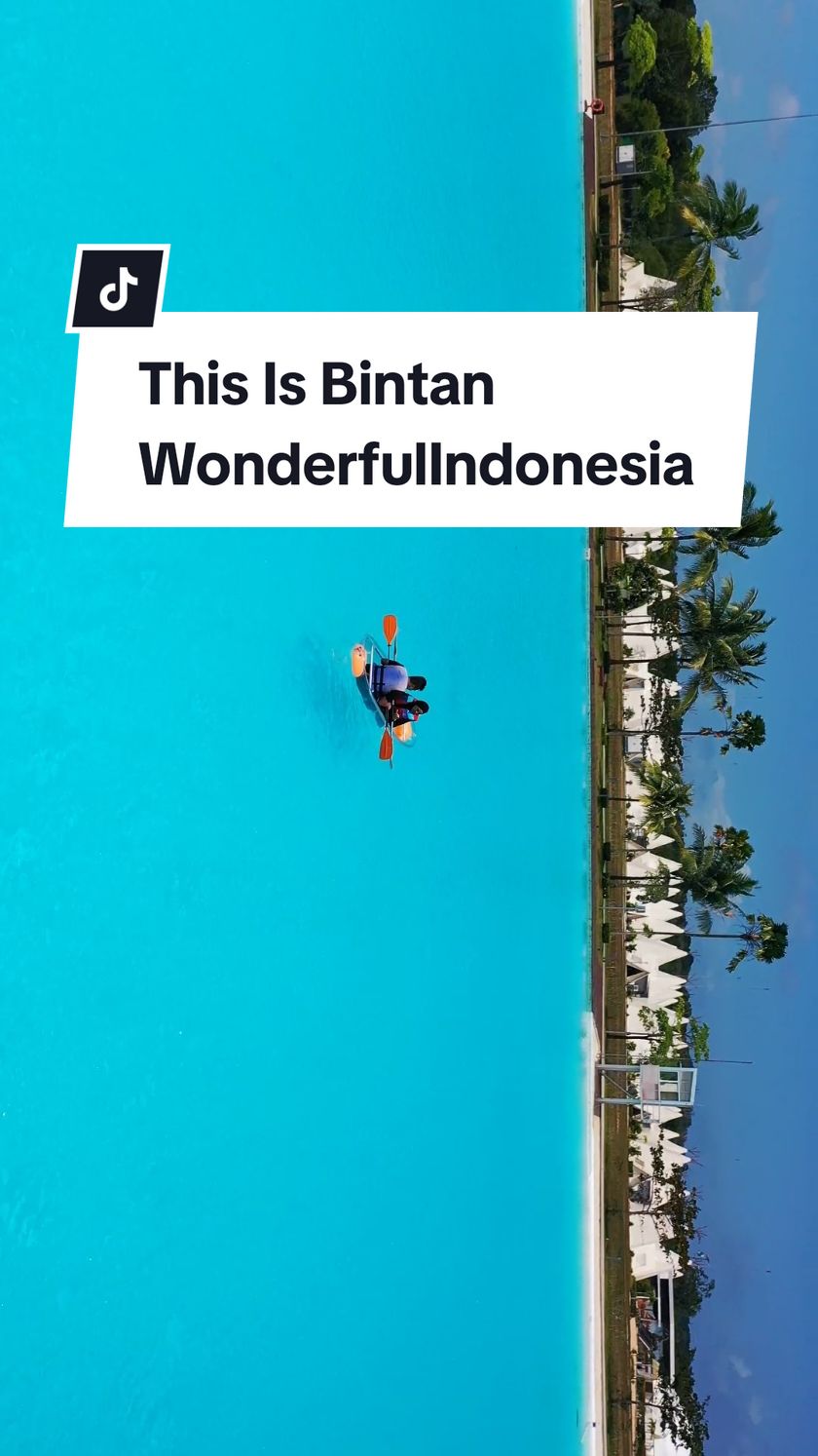 Bintan merupakan destinasi andalan di Kepulauan Riau. Destinasi ini terkenal akan deretan resor mewahnya, lapangan golf kelas dunia, dan tak ketinggalan, keindahan pesisir pantainya yang menakjubkan. Nah, bagi kaliam yang ingin merasakan sensasi petualangan sekaligus hiburan, Bintan adalah opsi yang tepat untuk mendapatkan liburan yang menyenangkan dan mengesankan. #Bintan #kepri #wonderfulindonesia #BeautifulDestinations #travel #wonderfulindonesia #fyp #fypシ゚viral #foryoupage #wonderfulplaces #treasurebaybintan 