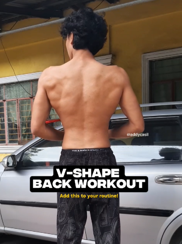 Having a v-shape back looks incredibly aesthetic!💪 What workout should I post next?🤜🤛🤗 #backworkout #aesthetics #workoutroutine #resistancebands #resistancebandworkout #workoutroutine #motivation #addycasil #fyp 