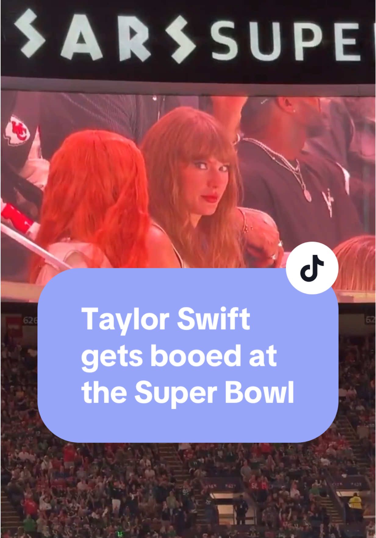 Taylor Swift gets booed at the Super Bowl #okmag #celeb #taylorswift #SuperBowl 