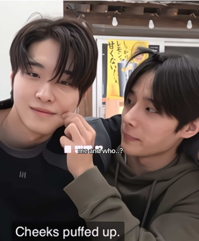 I love ohyez sm please they have the cutest friendship (I want what they have ..) @onepact ​⁠‪#ONEPACT #원팩트 #이예담 #예담 #イェダム #성민 #오성민 #leeyedam #OHSEONGMIN #YEDAM #seongmin #ohyez 