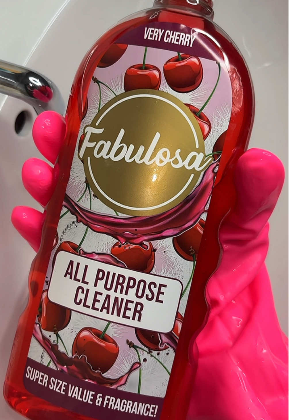 New to me product so It has to be a full bottle 🫡 can’t wait to use this in combos it smells like a haribo cherry 🍒  Combo🫧 Fabulosa very cherry  #CleanTok #spongesqueezing #spongeasmr #dettol #cleantokuk  #soakedsponge #soakeddettolsponge #breakinnewsponge #bettinasponge #bettinaspongesqueezes #dettol #dettolspongesqueezes #dettolcleanswithl