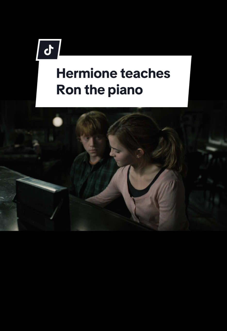 the way he looks at her 😭 #harrypotter #hermionegranger #ronweasley #movierecommendations