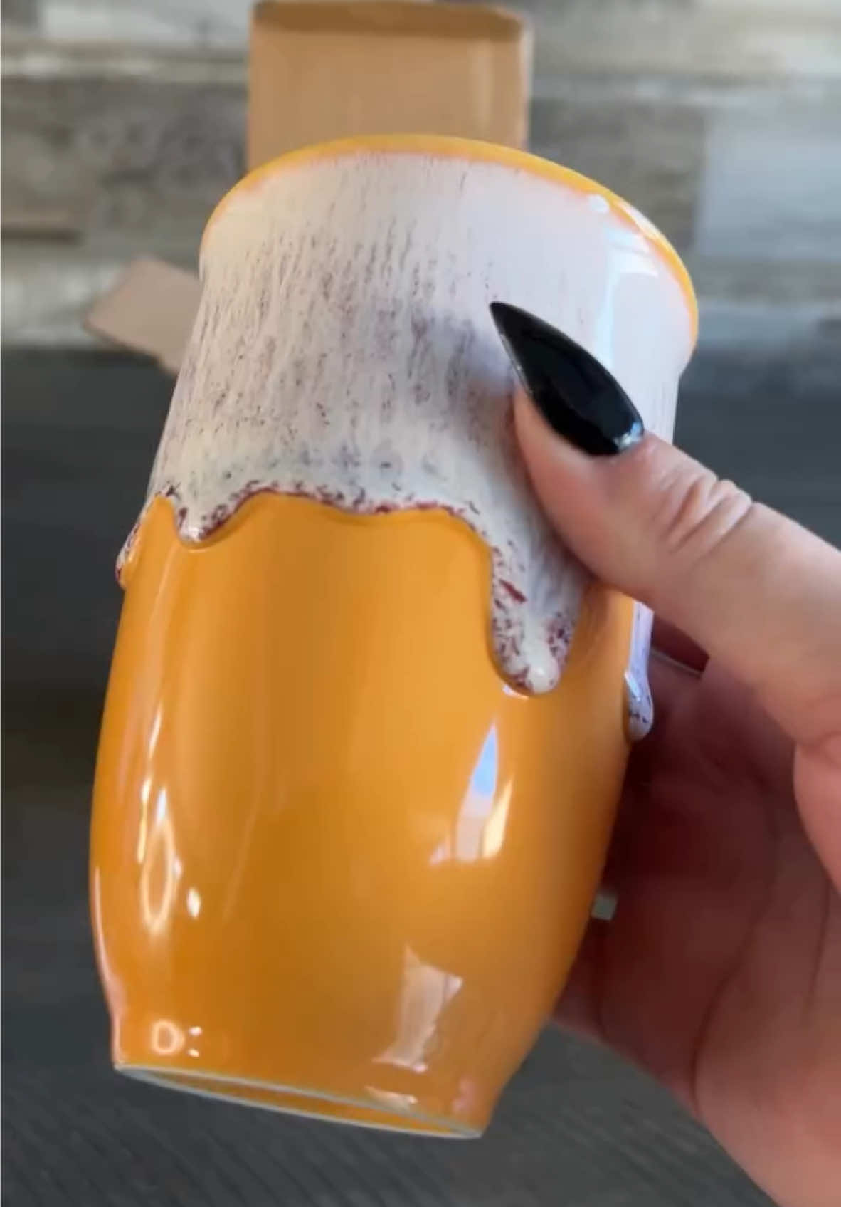 That moment when you unbox your brand new Nova Ceramics cup for the first time 😍☕️ Which color do you want to unbox first? 