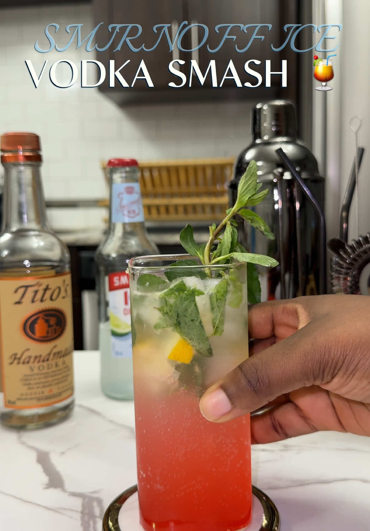 @chatgpt be coming through with the recipes… Can’t lie 🥰🥰 This drink was soo refreshing, added grenadines to give it a twist !! @Tito's Handmade Vodka @smirnoffice vodka  #CapCut #mealbarrecipes #drink #cocktailrecipes #drinktok #chatgptrecipe #EasyRecipe #fyp #valentine 