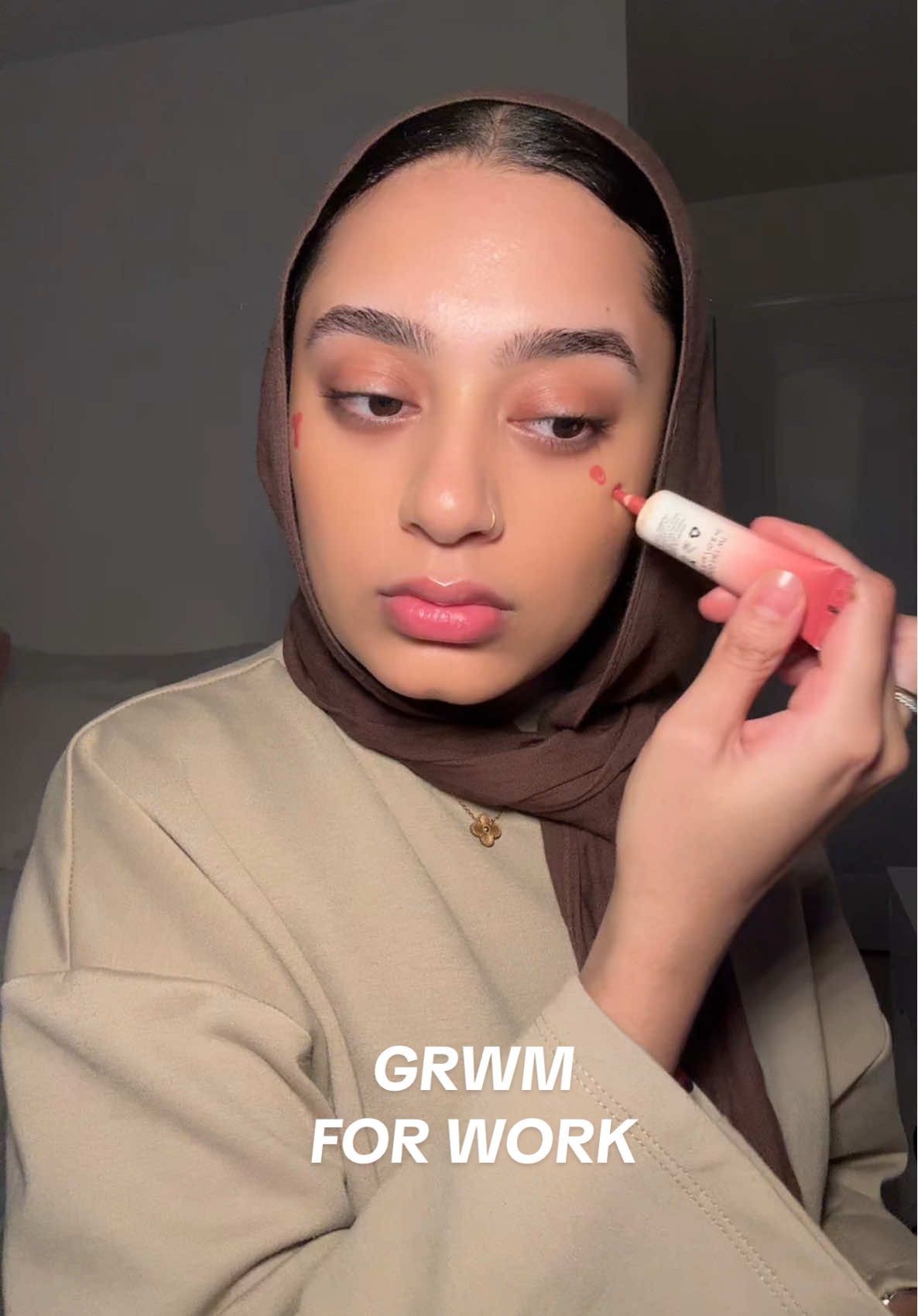 GRWM @essence cosmetics @BASMA Beauty @Pixi Beauty @Milani Cosmetics @Huda Beauty @Charlotte Tilbury @Kosas @L’Oréal Paris @rimmellondon @elfcosmetics @NYX Professional Makeup @Tower 28 Beauty  #grwmmakeup #makeup #grwmroutine #hijabi #makeup #makeuplook 