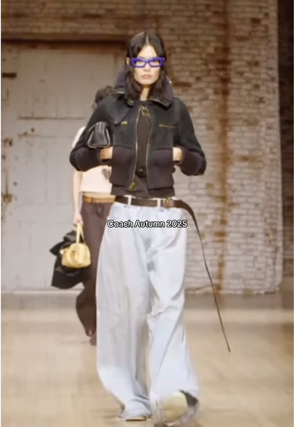 #Coach @Coach just debuted their Autumn 2025 runway collection for #NYFW. #Runway #fashion 