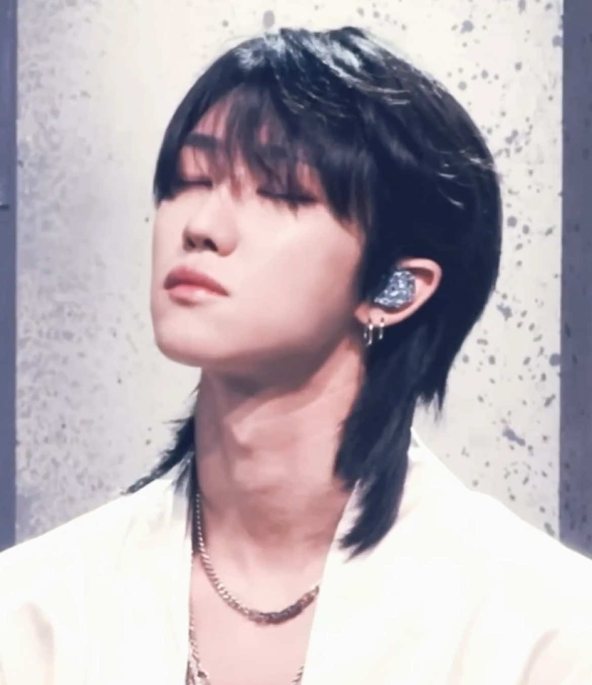 guys i think im gonna quit editing cuz this account is sooo dead no ones watching my edits anymore sadly #minghao #the8 #minghaoedit #the8edit #seventeen #svtedit #seventeenedit #svt #jun8ui #trending #baehoshi 