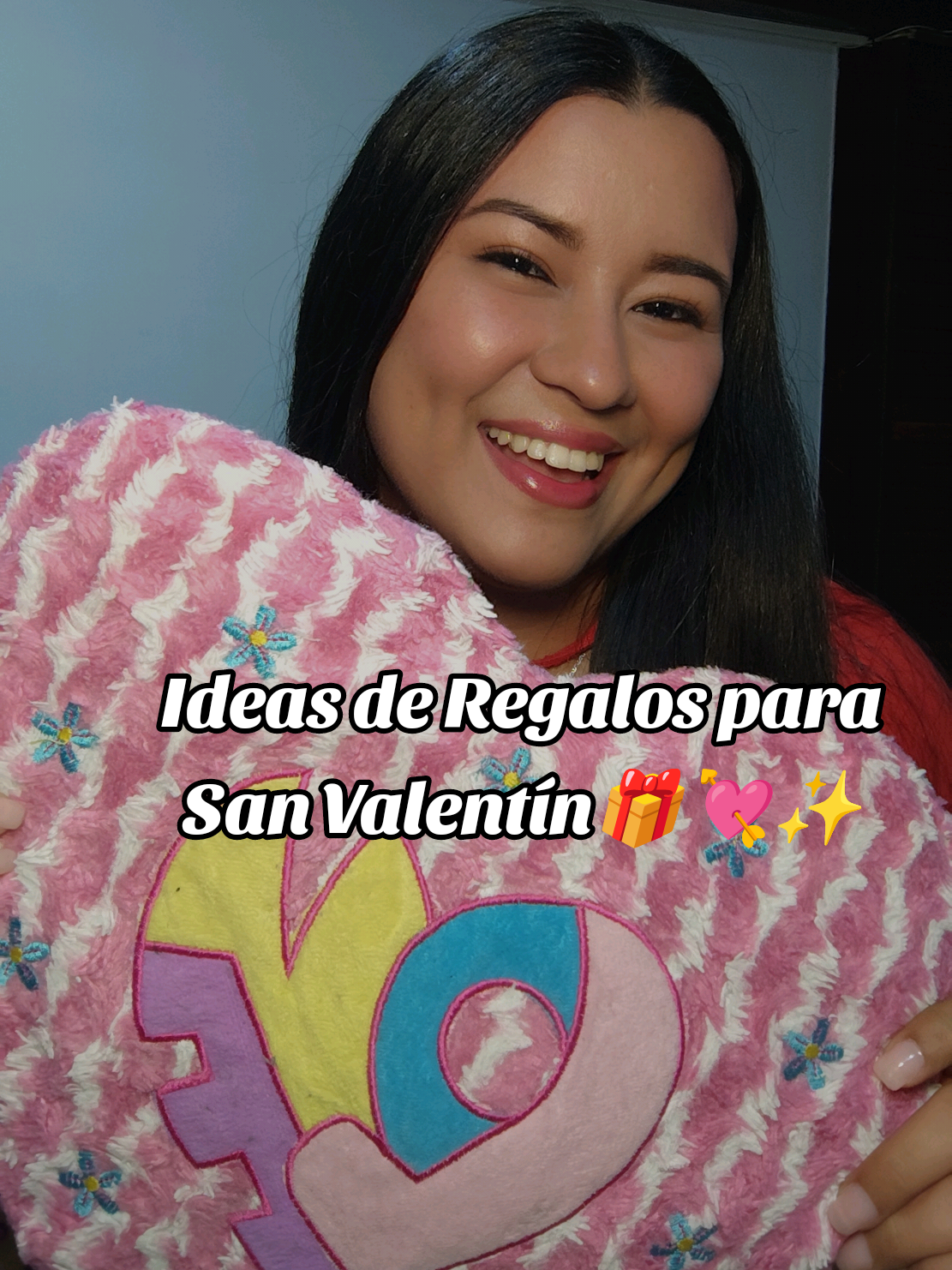 Si crees que sorprender a tu pareja cuesta una fortuna… ¡estás equivocado! 😱  • Aquí te dejo 5 ideas originales que enamoran sin vaciar tu cartera. 😍✨ • Desde experiencias inolvidables hasta detalles personalizados que valen más que cualquier objeto. 💌 El número 5 es mi favorito, ¿y el tuyo? 🤔💭 • 🔥 Déjame en los comentarios cuál te gustó más y etiqueta a esa persona que aún no sabe qué regalar. ¡No olvides seguirme para más ideas geniales! 💡❤️ • #sanvalentin2025 #ideasderegalos #regalos #14defebrero #sanvalentin #mesdelamor 