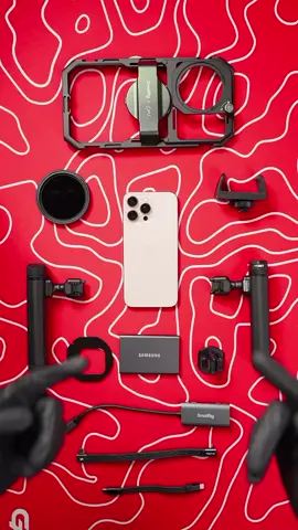SmallRig x Brandon Li All-In-One Mobile Video Kit - full bộ hỗ trợ quay cho Iphone 15 - 16 It gives your iPhone all the options to run a VND and SSD with handles to stabilize your grip. Video from themilesmeyera