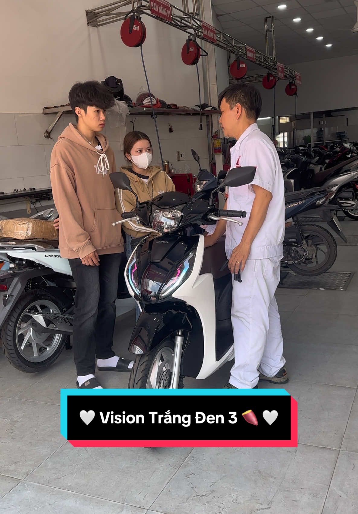 🤍 Vision Trắng Đen chi3🍠 🖤 #vision #visionnew #visiondokieng #xemaytragop #new #xuhuong #honda #xedovietnam #thịnhhành #quan12 #thinhhanhtiktok #xemaygiare #3d #xemaygiatot #visionđộkiểng #đènaudi #xetragop 