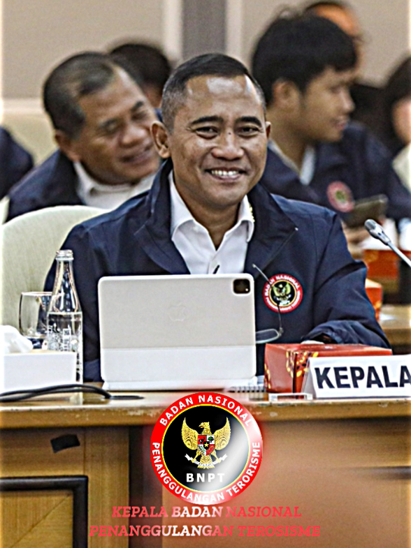Head of Indonesia's National Counterterrorism Agency. ib : @levpdrr  #eddyhartono  #komjenpoleddyhartono  #kepalabnpt #bnpt  #densus88 #mabespolri  #polripresisi  #sahabatpolisi  #r4c  #réviseur4conflate  #fyp  #xyzbca  #masukberanda 