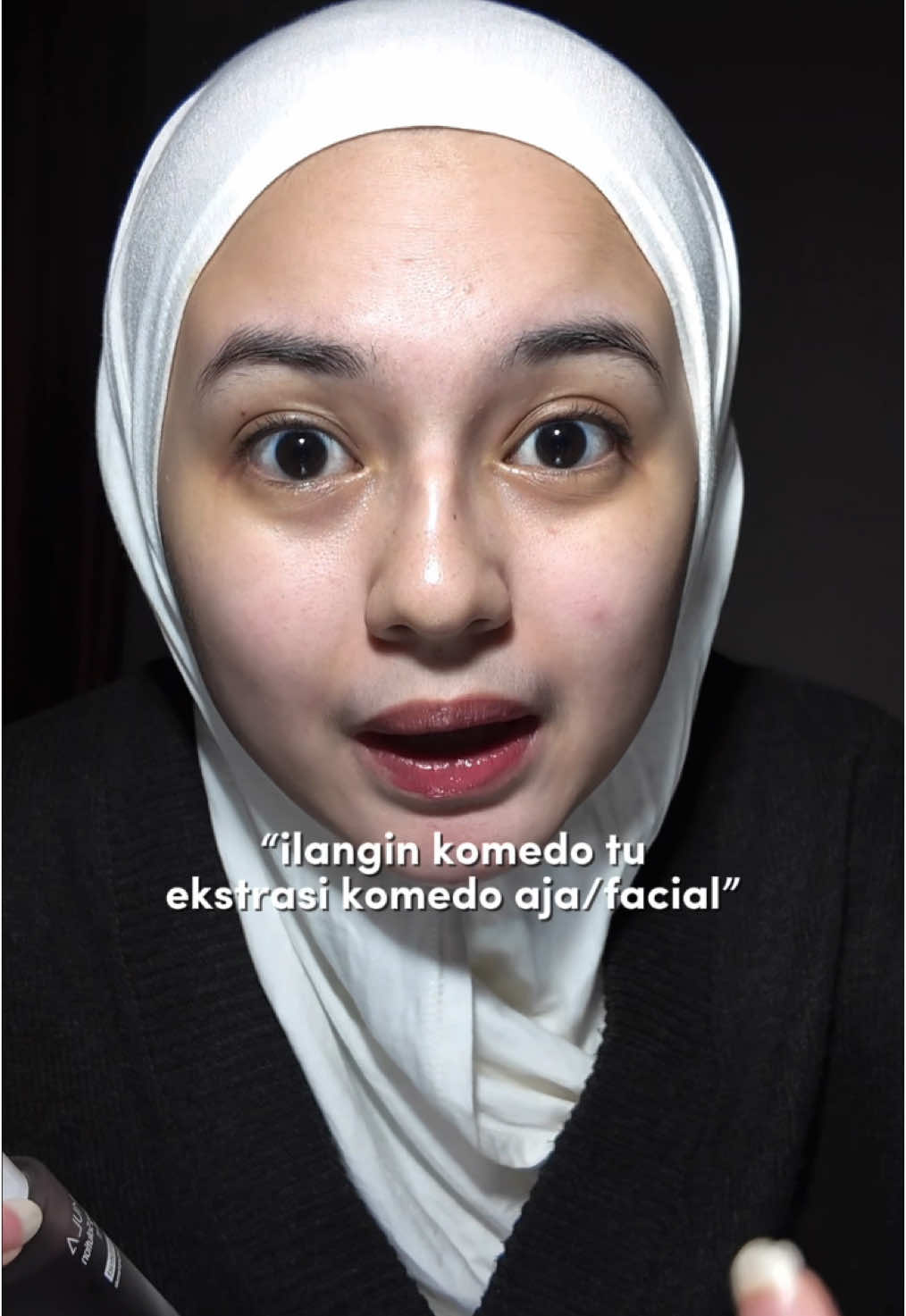 gak salah kok perkara ekstrasu komedo, cuma tetep aja lo perlu rajin eksfoliasi setelah lo facial pun. kalau andelin ekstrasi doang boncos donk sayyyy🧏🏻‍♀️✨ #peelingserum #elformula 