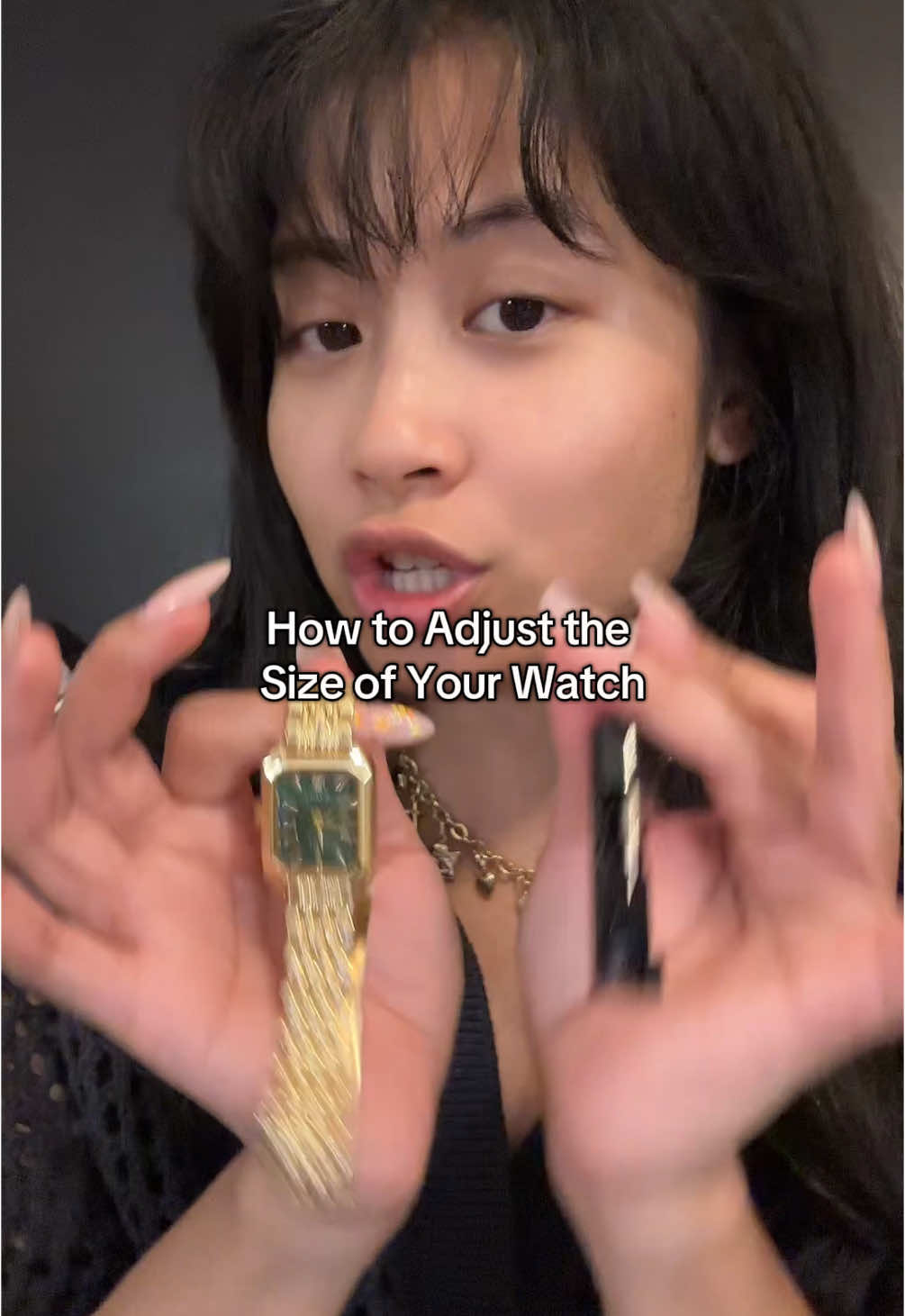 A tutorial on how to adjust your watch at home! The watch I got off tiktok shop and it came with an adjuster! #womenswatches #watchesformen #elegantfashion #elegantwatch 