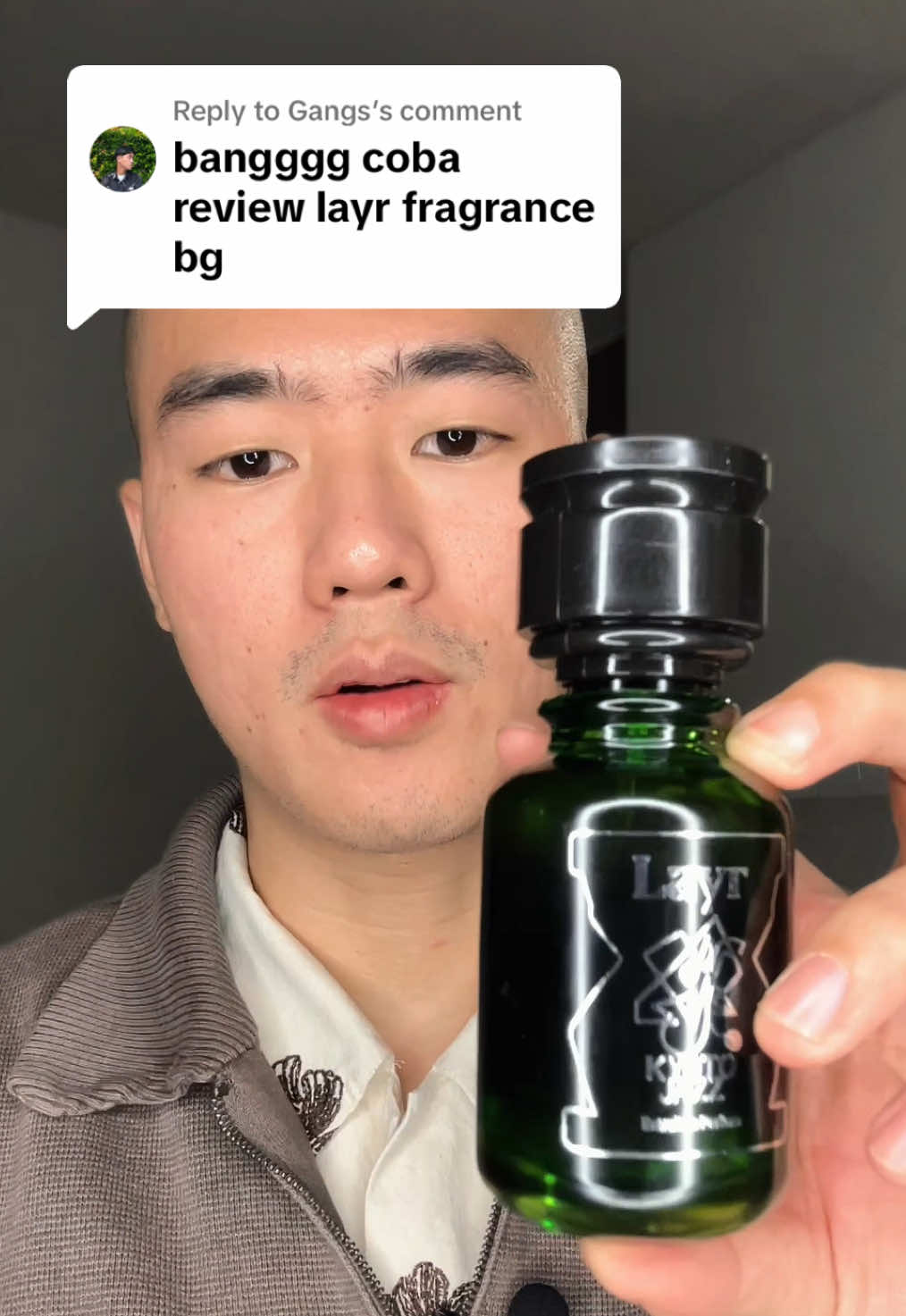 Replying to @Gangs SUMMARY: wangi seger kompleks campur buah dan bunga @layr @layrfragrance #fakesituation #parfumlokal #honestreview #mendadakfraghead 