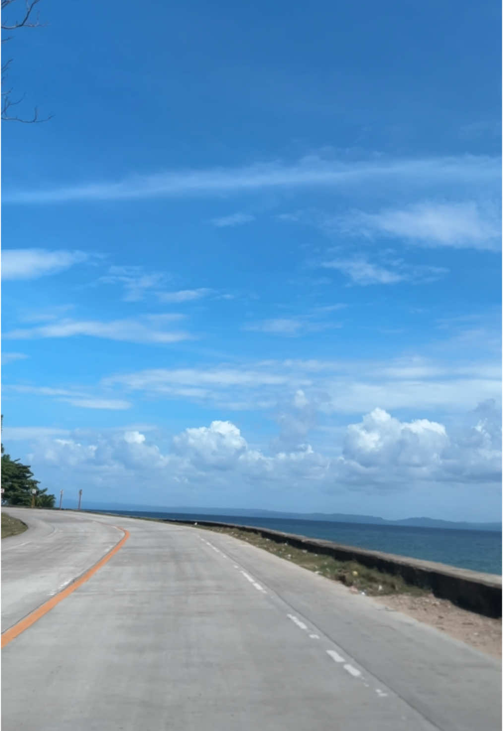 POV: Driving in a coastal road enjoying province life. #fyp #therapytiktok #provenza #nature #ride #cinematic #roadtrip #guihulngancity #negrosorientalphilippines 