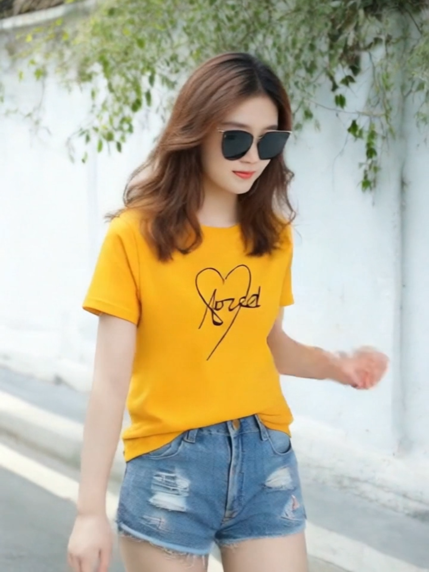 Áo thun nữ form rộng #LOZA #aothunnu