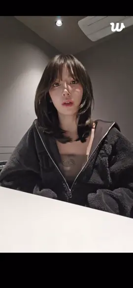 Sakura so fine like what do I have to do 2 be with her🙏🙏🙇‍♂️#sakura #sakuramiyawaki #sakuralesserafim #lessserafim #weverse #weverselive 
