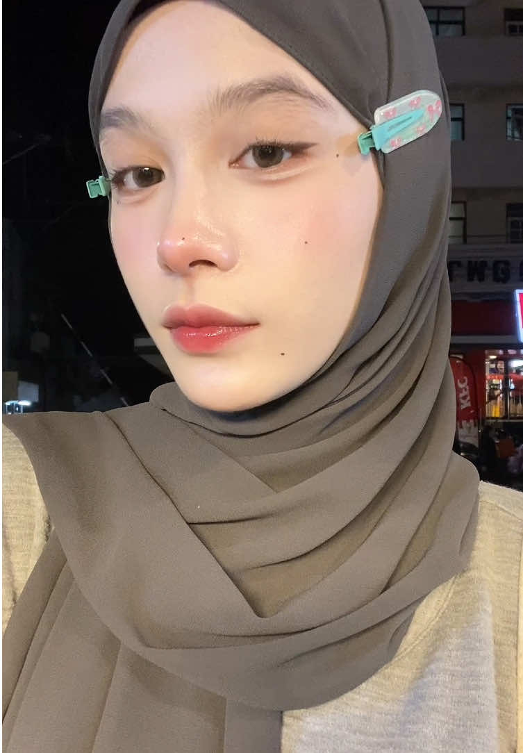 ? ㅡㅡㅡ ?