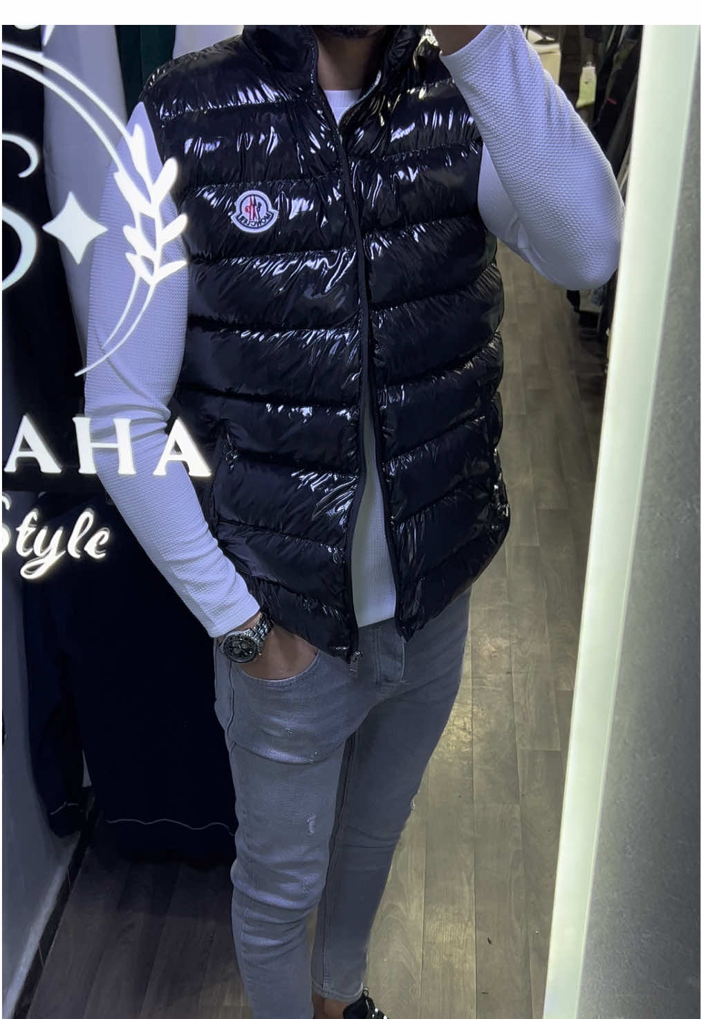 0793271625 #frilivin🇨🇵🇨🇵 #guuci #frilivinparis #fypシ゚viral🖤tiktok #nik #libya🇱🇾 #fachionstyle #شعب_الصيني_ماله_حل😂😂 #lacoste🐊 #l #oldmoney #foryou #tunisie🇹🇳 #style #calssic #dzair🇩🇿 #fypシ #tunisie🇹🇳 #ألبسة_تركية #casual #morocco🇲🇦 