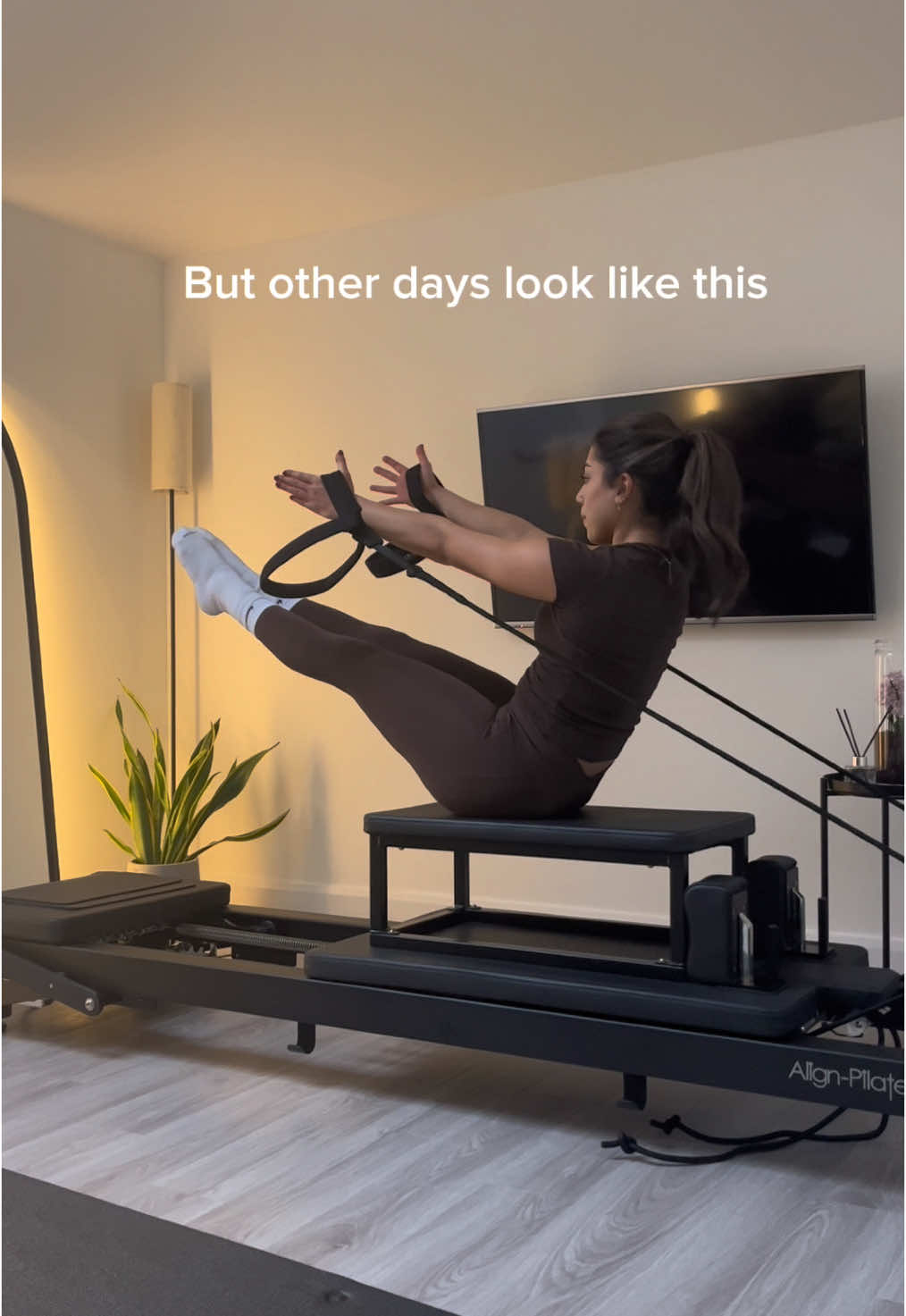 Don’t be afraid to fail the first time 🤍 instructors fail too! 😅 #reformerpilates #pilatesinstructor #teaser #teaserexercise #pilatestok #capcut #capcut_edit 
