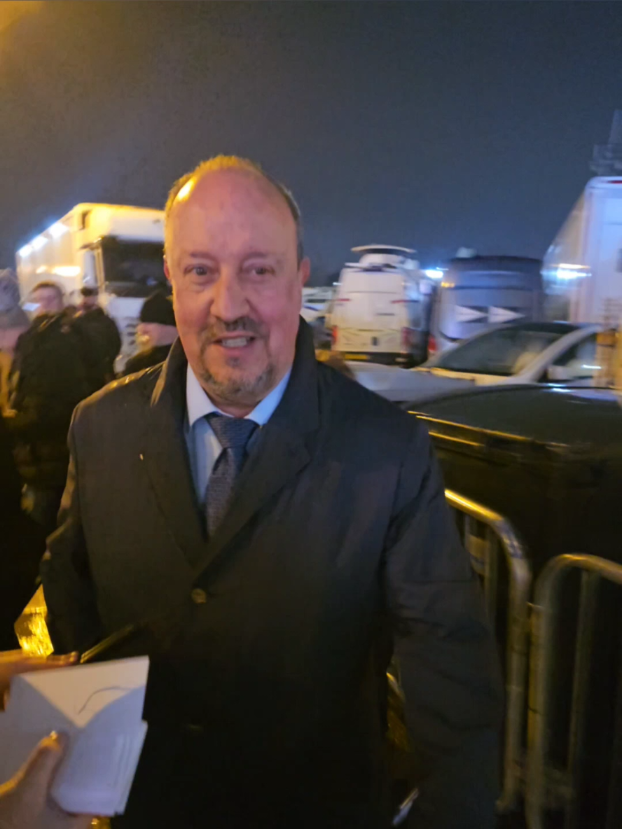 Legendary Manager Rafael (Rafa) Benítez arrives at the Etihad Stadium to watch Manchester City vs Real Madrid tonight in the Champions League. #rafabenitez #footballmanager #liverpoolfc #liverpoolfan #lfc #stevengerrard #xabialonso  #boss #championsleague #ucl #uclfinal #realmadridfc #realmadridfans #spanishfootball #englishfootball #PremierLeague #everton #mancity #madridcity #news #transfernews #uefachampionsleague #breakingnews #fyp 