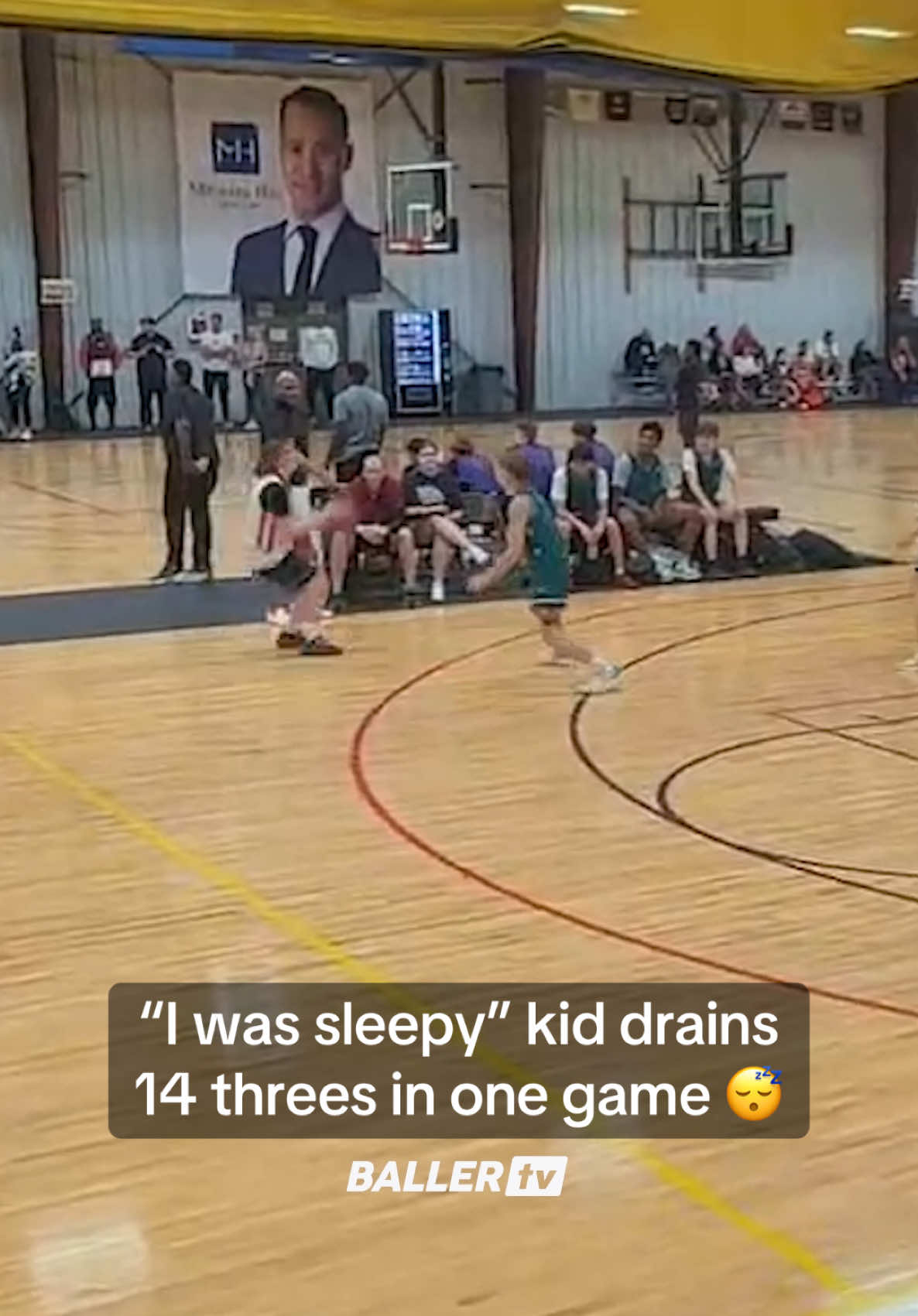 Logan Charbonneau hit 14 three-pointers in a 50-point performance at the Easter Showdown last year! Don’t sleep on him… 😴 @Logan