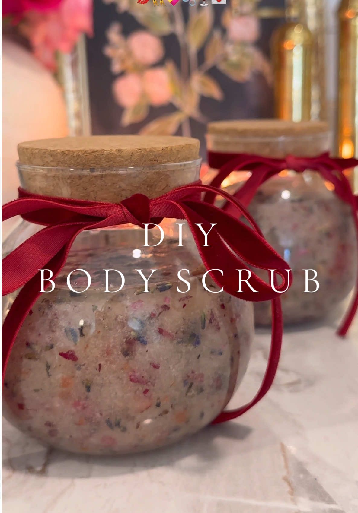 the perfect galentine’s gift or diy 🥰 #galentines #galentinesparty #valentines #ValentinesDay #valentinesdaygift #valentinesdaygiftideas #valentinesdiy #bodyscrub #diybodyscrub #giftideas 