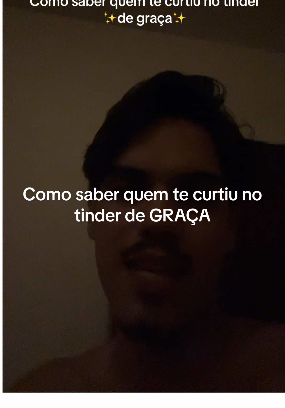 Grindr não, mas o safado usa tinder 
