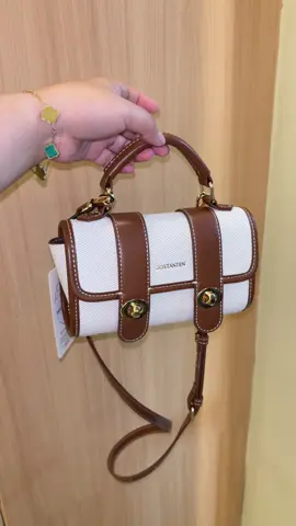 terbaru #handbag #tasselempang #tascantik 