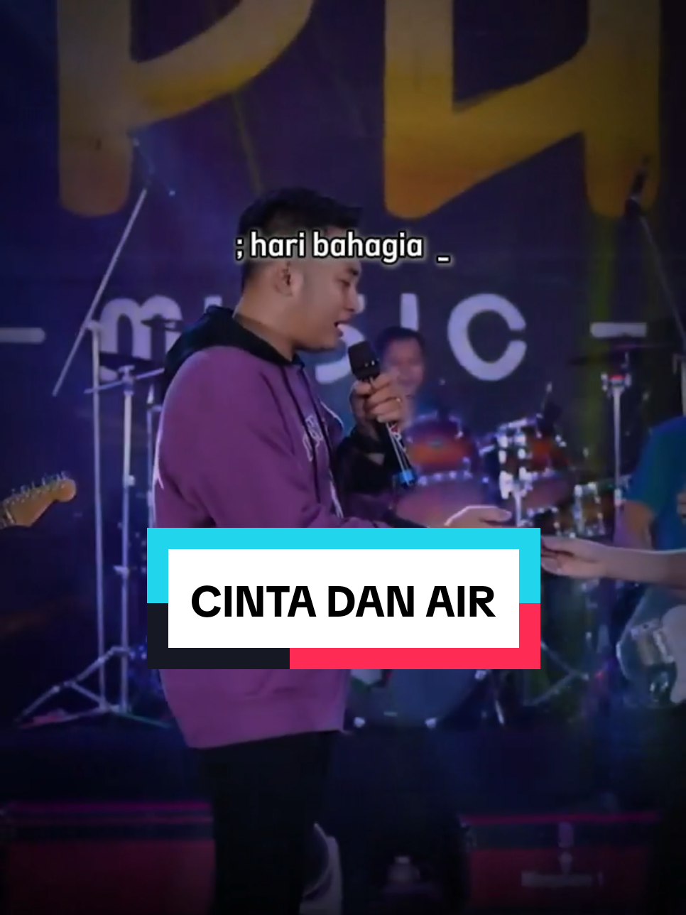 ☕ .... #cintadanairmata #aonstory #fypシ゚ #templatecapcut #irwandacademy2 #lailaayu #simpatikmusic #lirik #CapCut 