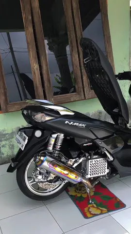 Hitam menolak kotorr🔥💫 Galak kale kenalpotnya @JIMSCO_KNALPOT  #nmaxmodifikasi #nmax155 #nmaxproject #nmaxnew #nmaxindonesia #nmax2020 #nmaxstylemedan 
