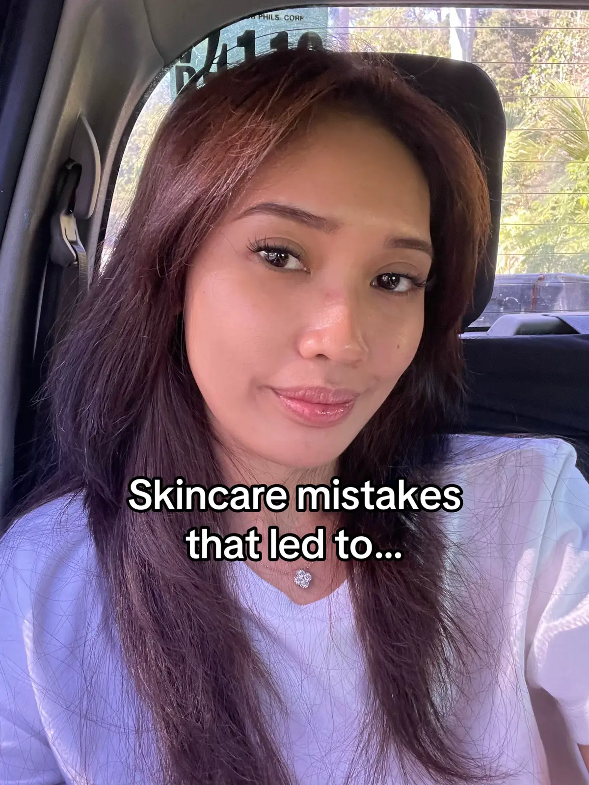 As a combi of dry,oily,and acne prone skin 😩 iiwasan ko na 😮‍💨🙌🏻 #beautyph #reviews #reviewskincare #vitaminc #barefaced #barefacedsunkissed #lunaauraph #tintedsunscreen #hopeglow 