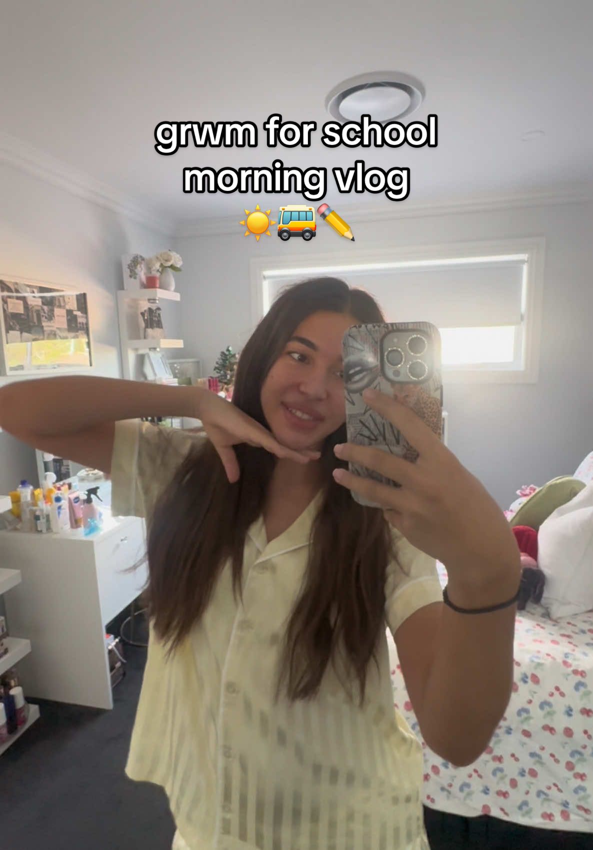 grwm for school!! ☀️🚌✏️ I thought today was tuesday 😭 #grwm #getreadywithme #school #schoollife #schooldays #backtoschool #morning #morningroutine #Vlog #vlogger #makeup #beauty #skincare 