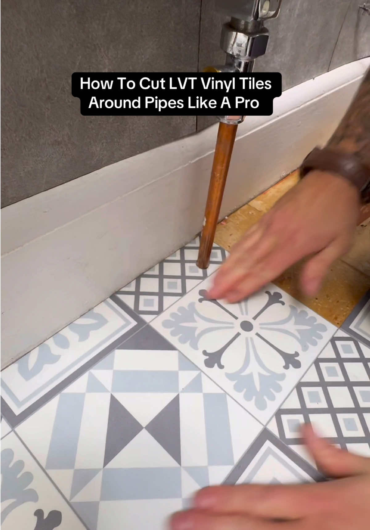 How To LVT Vinyl Tiles Around A Pipe  #how #howto #DIY #doityourself #vinyl #flooring #fyp 