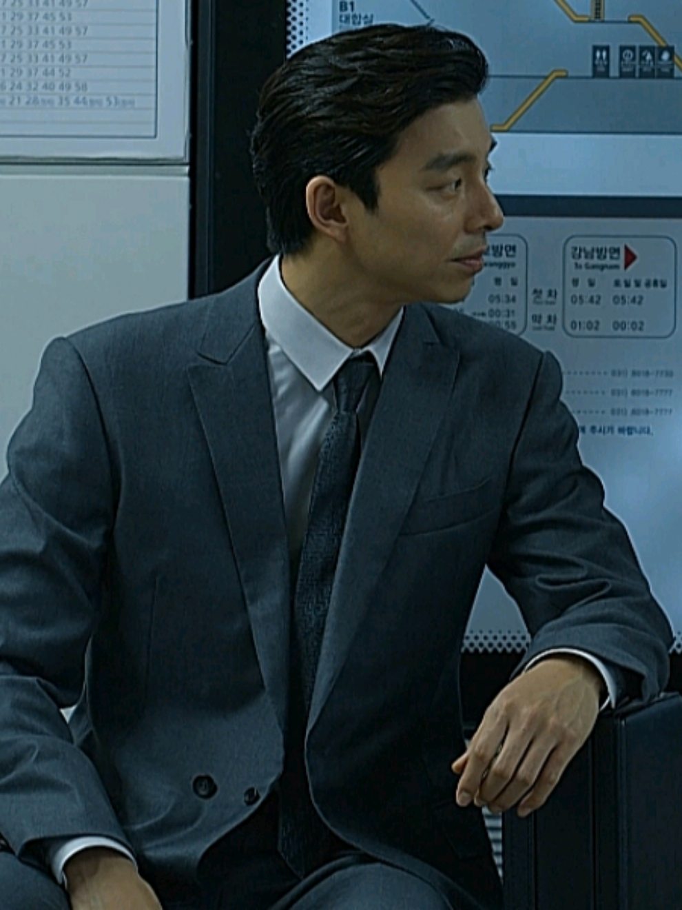 two different worlds #leejungjae #leejungjaeedit #seonggihun #seonggihunedit #leeseohwan #leeseohwanedit #bakjeongbae #bakjeongbaeedit #gongyoo #gongyooedit #thesalesman #thesalesmanedit #parkhaesoo #parkhaesooedit #chosangwoo #chosangwooedit #junghoyeon #junghoyeonedit #kangsaebyeoke  #kangsaebyeokedit #squidgame #squidgamenetflix #squidgameedit | SCP: @ava ❀ 