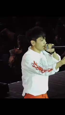 T.O.P rap bài này thật sự đỉnh cao. Rap so fast, T.O.P is the number 1 rapper in Kpop. “DoomDada” #gdragon #gdragonbigbang #kwonjiyong #bigbang #vipgdragon #kpop #yg #gd #ygfamily #vipbigbang #gdragon지드래곤 #fypシ #xuhuong 