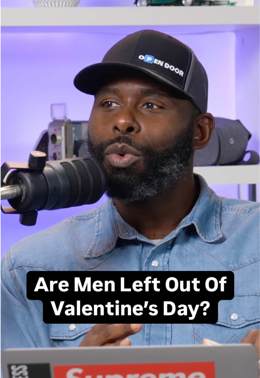 It’s no secret that Valentine’s Day is mostly marketed to women. Do you think men are left out? 🤔 Do you think men can enjoy Valentine’s Day?  #CoffeeWithJenniAndDre #ParentingAdventures #BlendedFamilyLife #podcastlife #podcastersofinstagram #podcast #marriedlife #MeetTheJoneses #LifeWithJenniAndDre #jennianddrecommunity #RelationshipTalk #ValentinesDay
