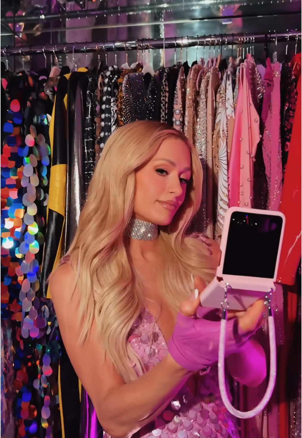 What's more iconic than a @Motorola US #razr? The new Motorola razr+ Paris Hilton Edition💗 On sale tomorrow ✨#FlipTheScript