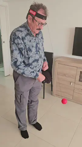 Supposed to be a restful relaxing holiday 🙄  #boxbollen  #challenge  #exerciseathome  #exercisemotivation  #christmaspresent  #present  #newgame  #benidorm 